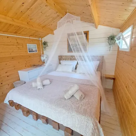 Paradise Kosirina Campeggio *