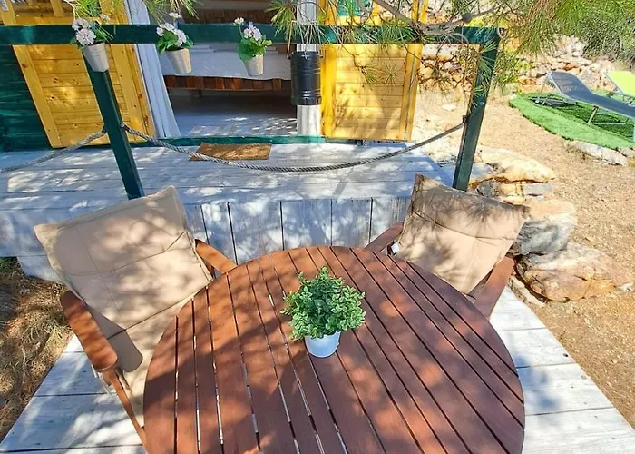 Kamp Paradise Kosirina