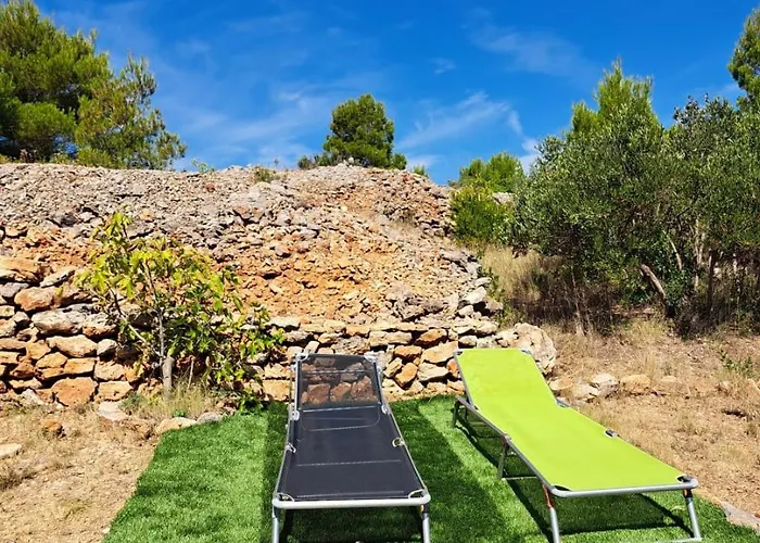 אתר קמפינג Paradise Kosirina מורטר